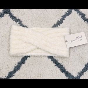 Warm and Fuzzy Head Wrap in Cream. OS